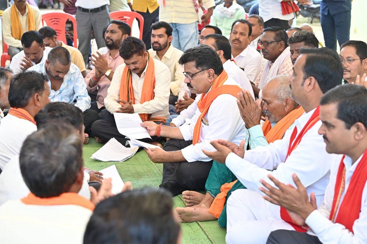 Deputy CM Vijay Sharma listen to grievances