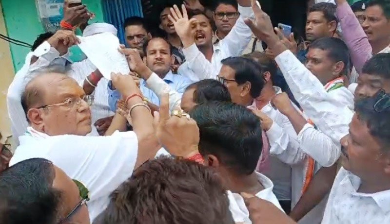 कांग्रेस का प्रदर्शन