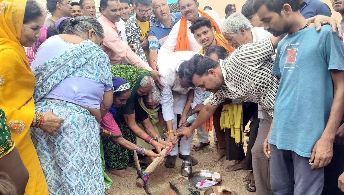 महतारी सदन का भूमिपूजन