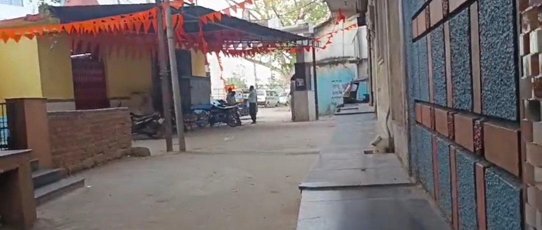 टीन शेड गायब