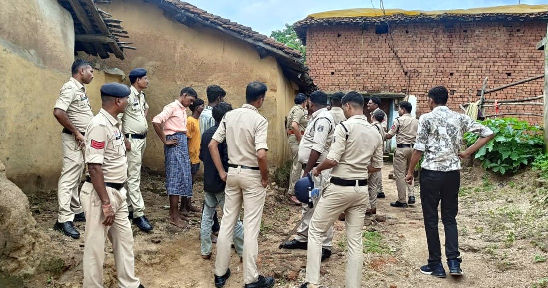 गरियाबंद में पुलिस टीम पर हमला