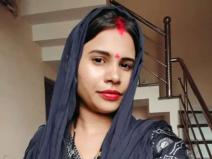 नवविवाहिता की फंदे पर लटका मिला शव