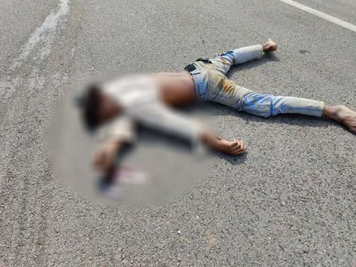कार-बाइक की भिड़ंत