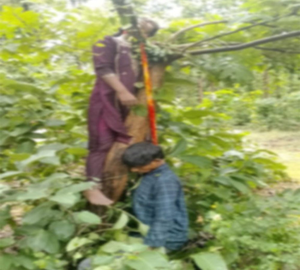 प्रेमी जोड़ों ने की आत्महत्या