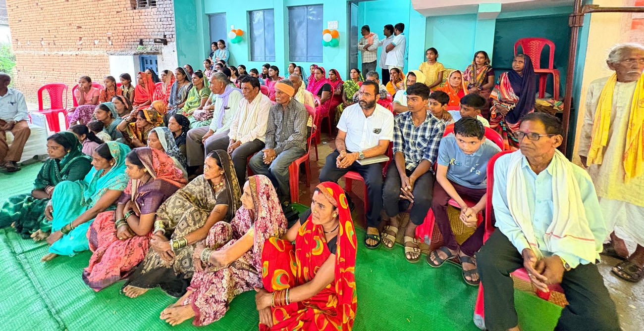 ग्राम सदन की सौगात
