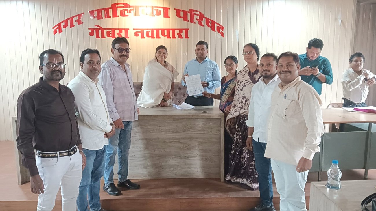 आवारा मवेशियों के मुद्दे पर राजनीति