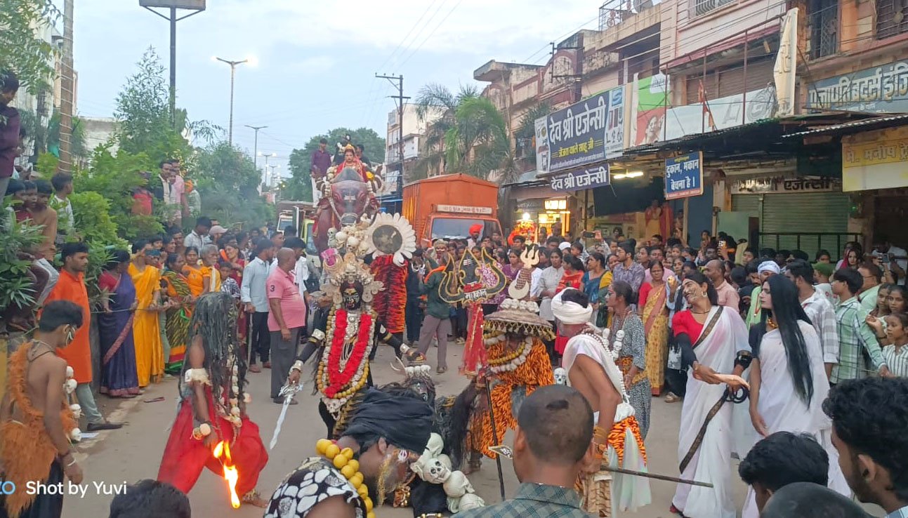 बाबा महाकाल की भव्य पालकी यात्रा