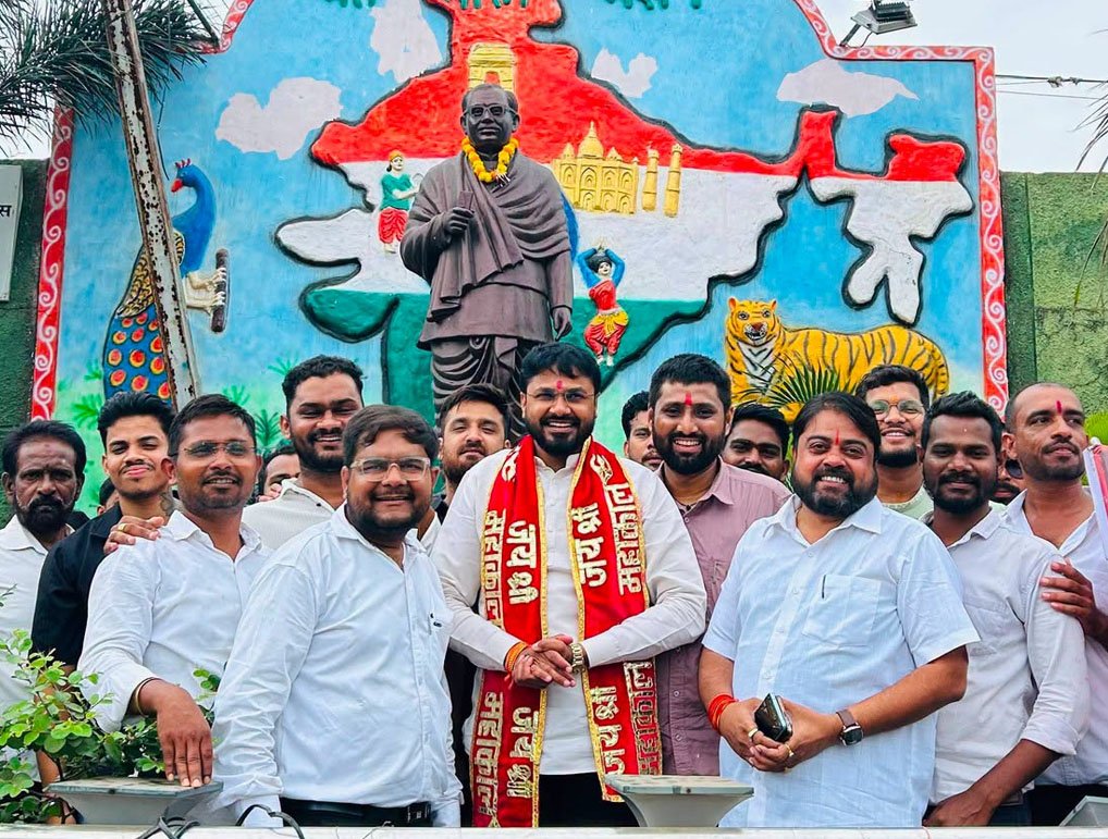 राहुल टिकरिहा का भव्य स्वागत