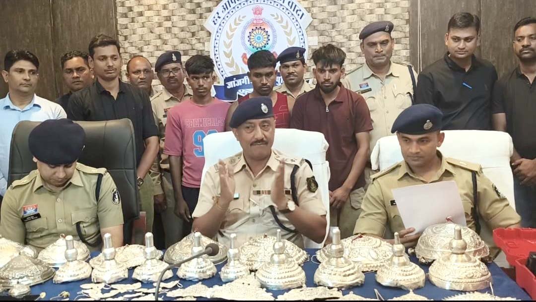 कर्ज उतारने भगवान के घर चोरी