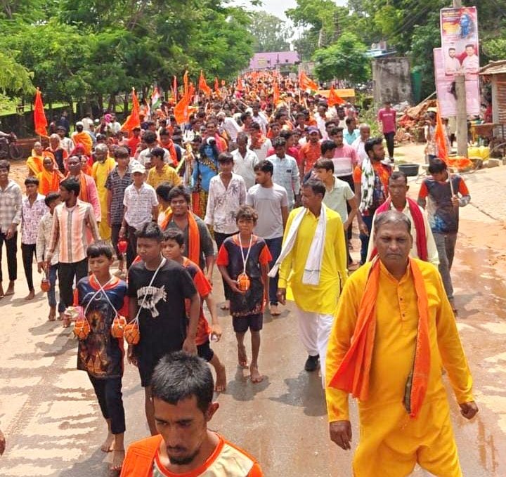 कांवड़ यात्रा में उमड़ा आस्था का सैलाब