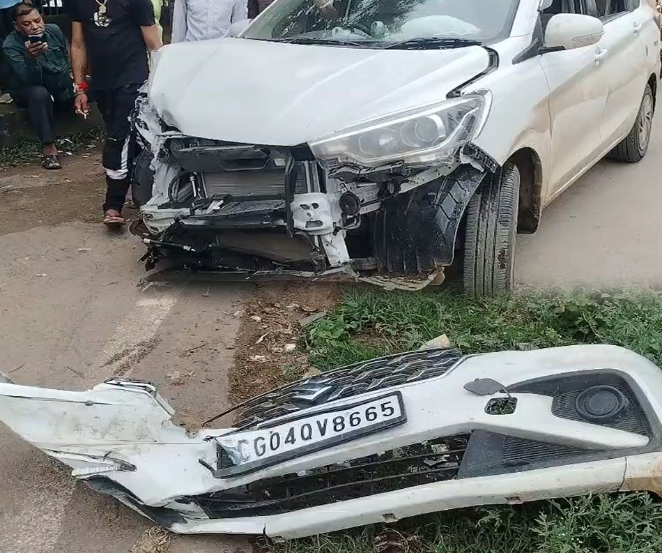 Rajim Road Accident