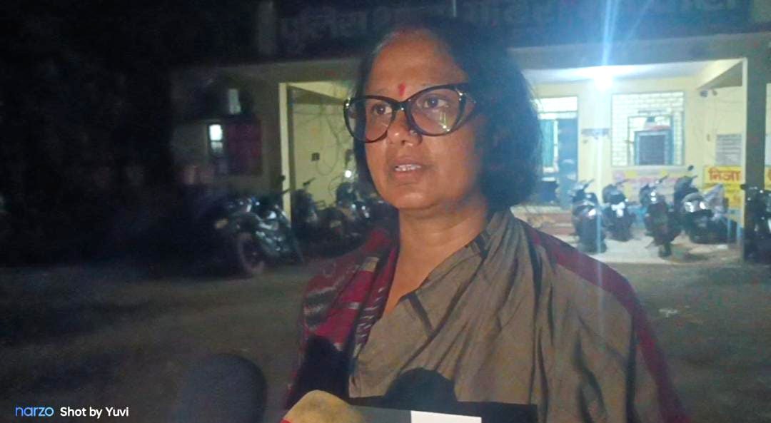 नगर पालिका परिषद गोबरा नवापारा की नेता प्रतिपक्ष संध्या राव
