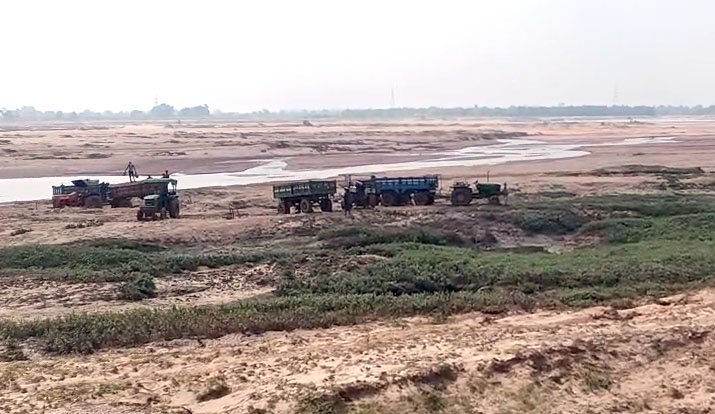 नवापारा रेत खनन